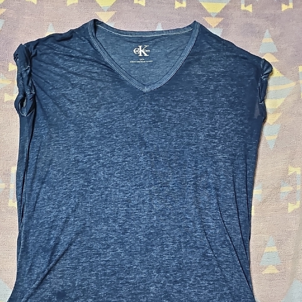 Calvin Klein Women’s Navy Heather V-Neck Short Sleeve Top